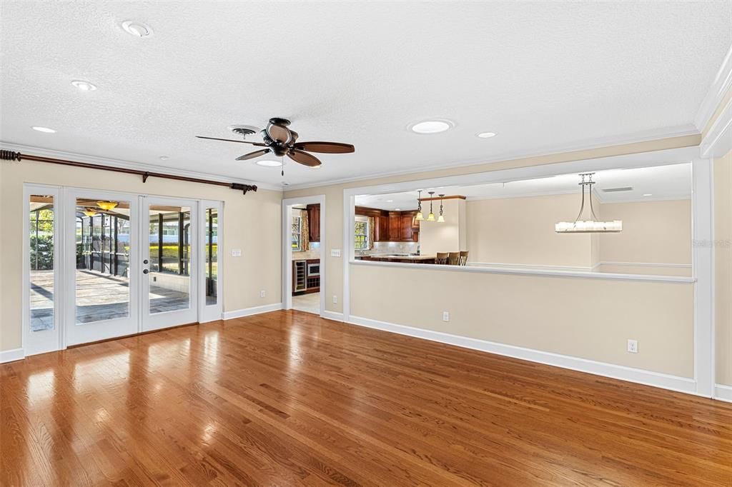 For Sale: $1,300,000 (4 beds, 2 baths, 2116 Square Feet)