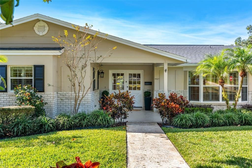 For Sale: $1,300,000 (4 beds, 2 baths, 2116 Square Feet)