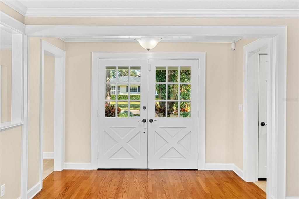 For Sale: $1,300,000 (4 beds, 2 baths, 2116 Square Feet)