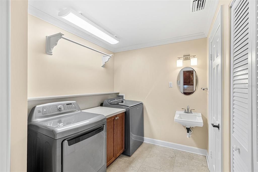 For Sale: $1,300,000 (4 beds, 2 baths, 2116 Square Feet)