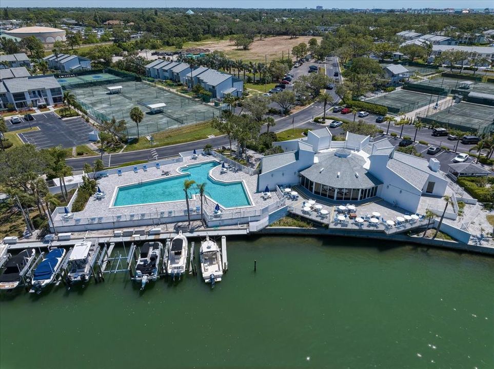 待售: $389,000 (2 贝兹, 2 浴室, 1225 平方英尺)