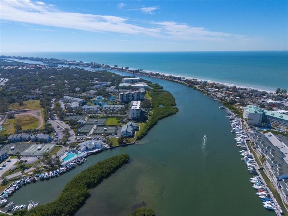 待售: $389,000 (2 贝兹, 2 浴室, 1225 平方英尺)