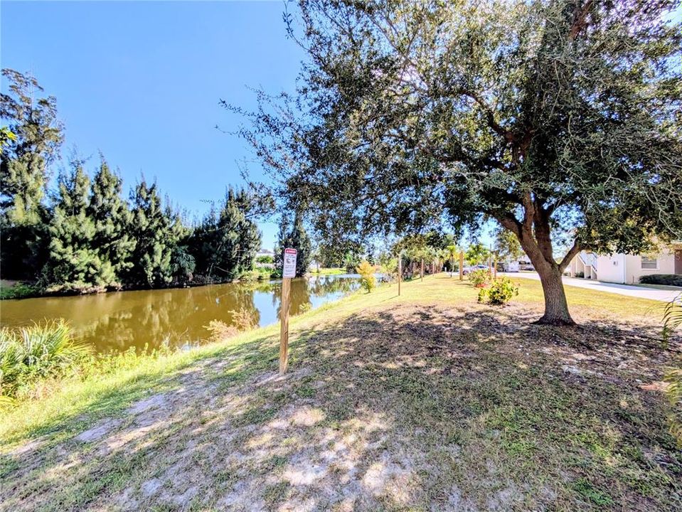 待售: $123,000 (2 贝兹, 2 浴室, 1186 平方英尺)