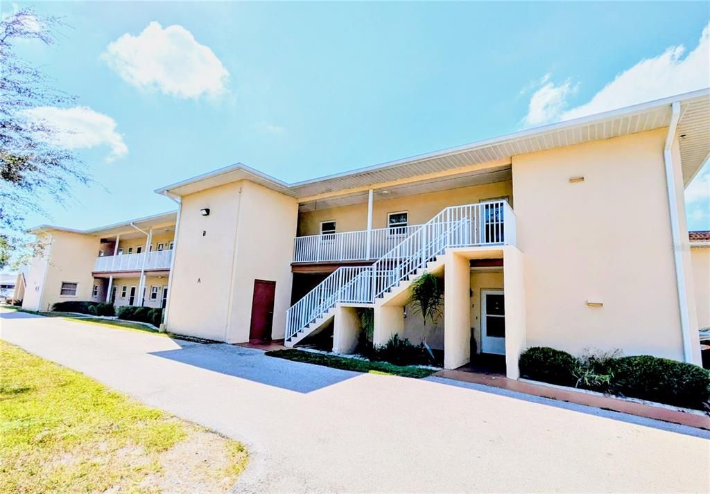 待售: $123,000 (2 贝兹, 2 浴室, 1186 平方英尺)