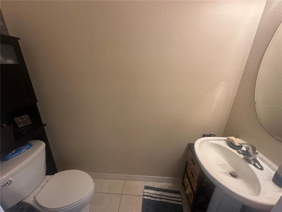 For Sale: $295,000 (2 beds, 2 baths, 1240 Square Feet)