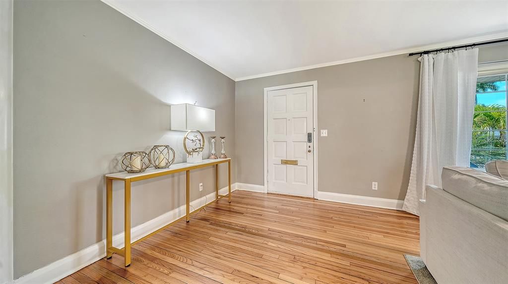 For Sale: $528,000 (4 beds, 3 baths, 1552 Square Feet)