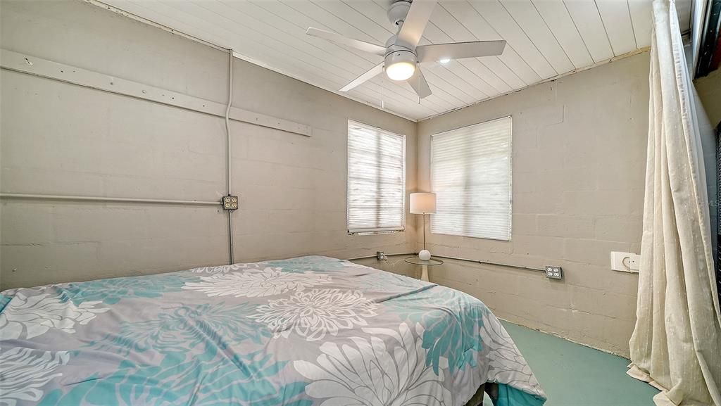 For Sale: $528,000 (4 beds, 3 baths, 1552 Square Feet)