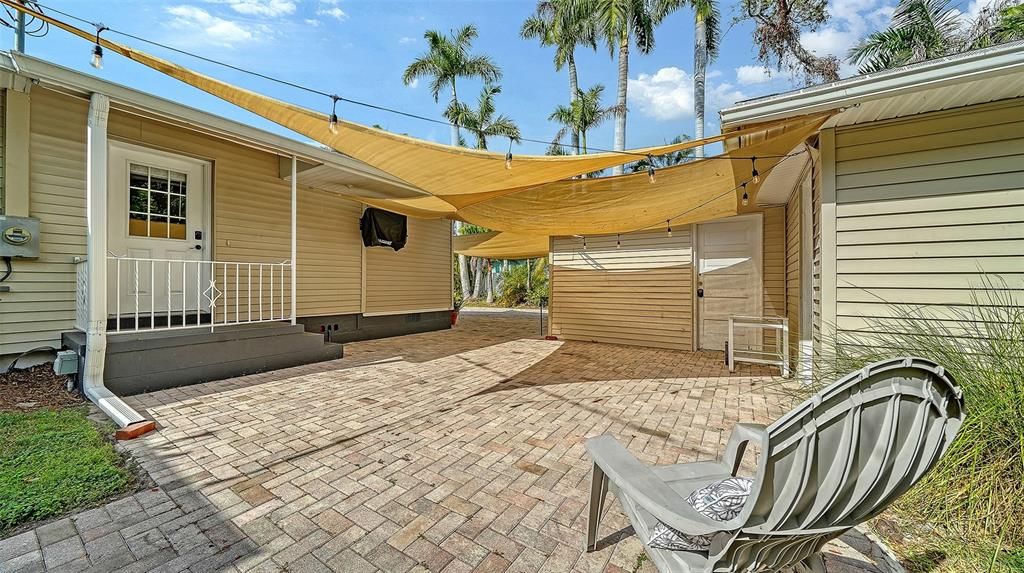 For Sale: $528,000 (4 beds, 3 baths, 1552 Square Feet)