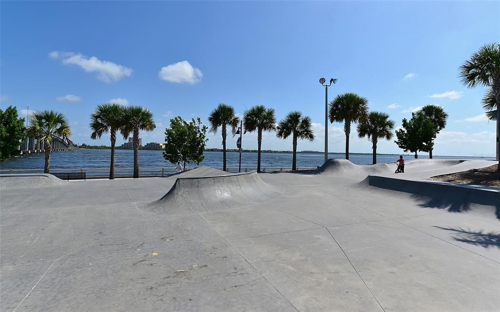 For Sale: $528,000 (4 beds, 3 baths, 1552 Square Feet)