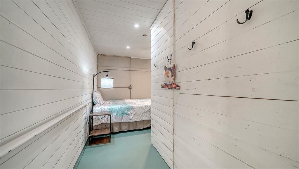 For Sale: $528,000 (4 beds, 3 baths, 1552 Square Feet)