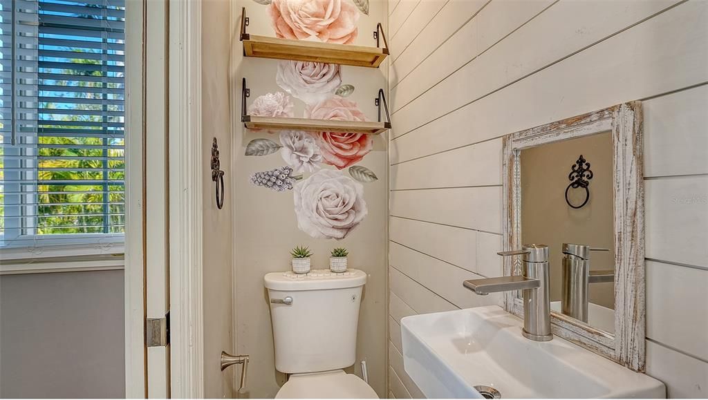 For Sale: $528,000 (4 beds, 3 baths, 1552 Square Feet)