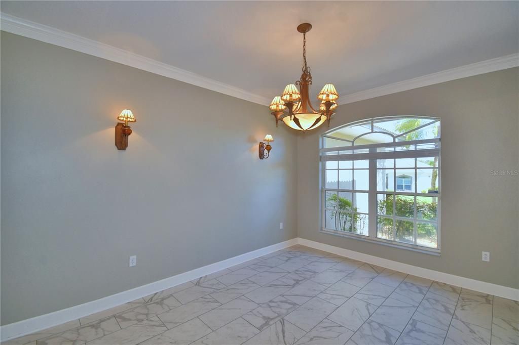 For Sale: $425,000 (3 beds, 2 baths, 2263 Square Feet)