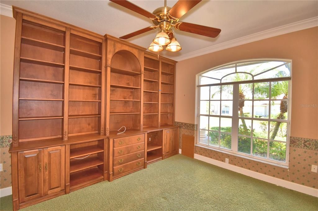 For Sale: $425,000 (3 beds, 2 baths, 2263 Square Feet)