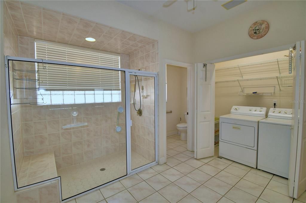 For Sale: $425,000 (3 beds, 2 baths, 2263 Square Feet)