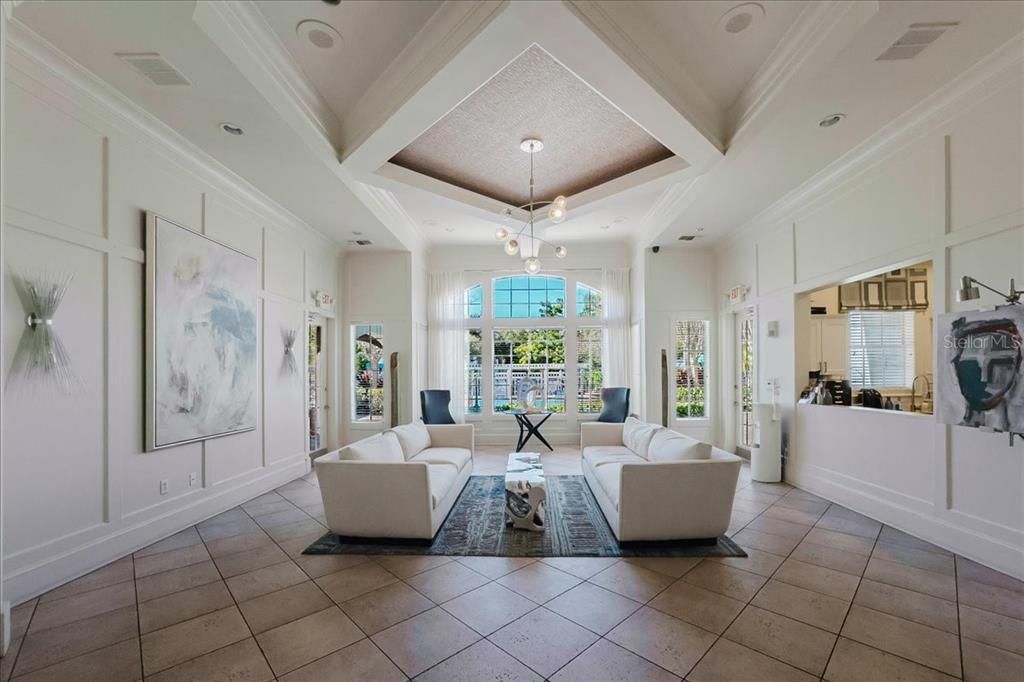 На продажу: $245,000 (2 спален, 2 ванн, 1107 Квадратных фут)