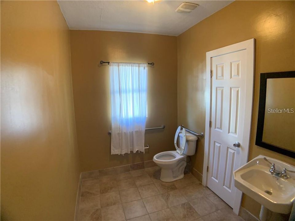 待售: $20,340 (0 贝兹, 0 浴室, 1806 平方英尺)