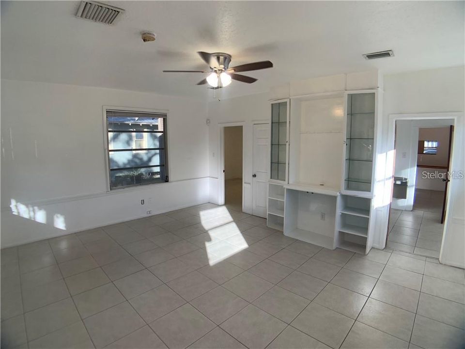 待售: $20,340 (0 贝兹, 0 浴室, 1806 平方英尺)