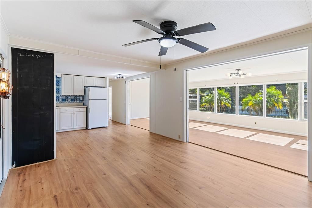 В аренду: $1,695 (2 спален, 2 ванн, 528 Квадратных фут)