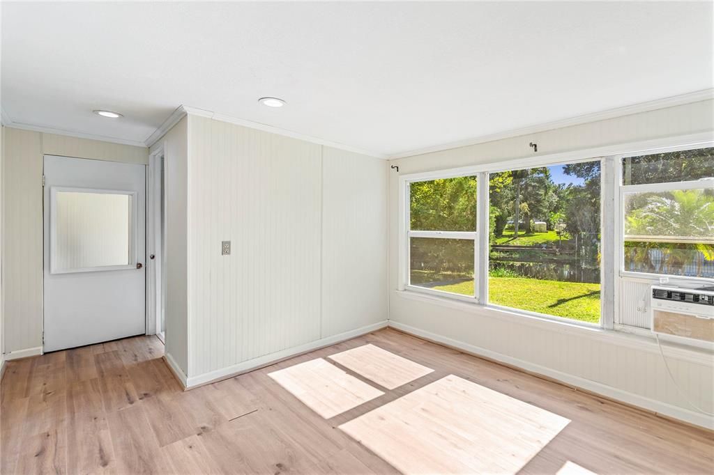 В аренду: $1,695 (2 спален, 2 ванн, 528 Квадратных фут)