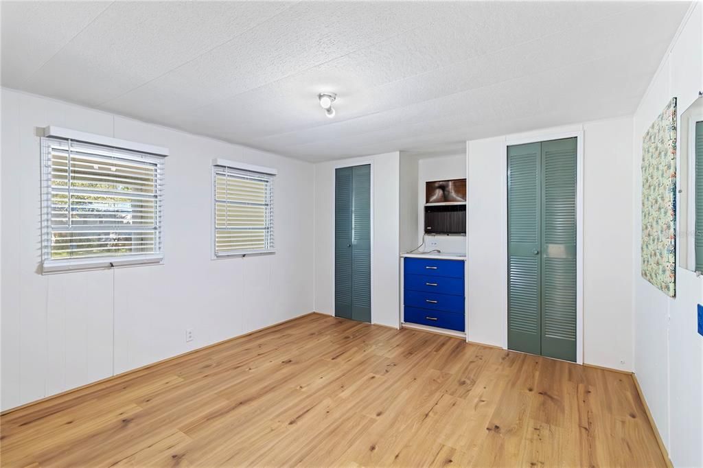 В аренду: $1,695 (2 спален, 2 ванн, 528 Квадратных фут)