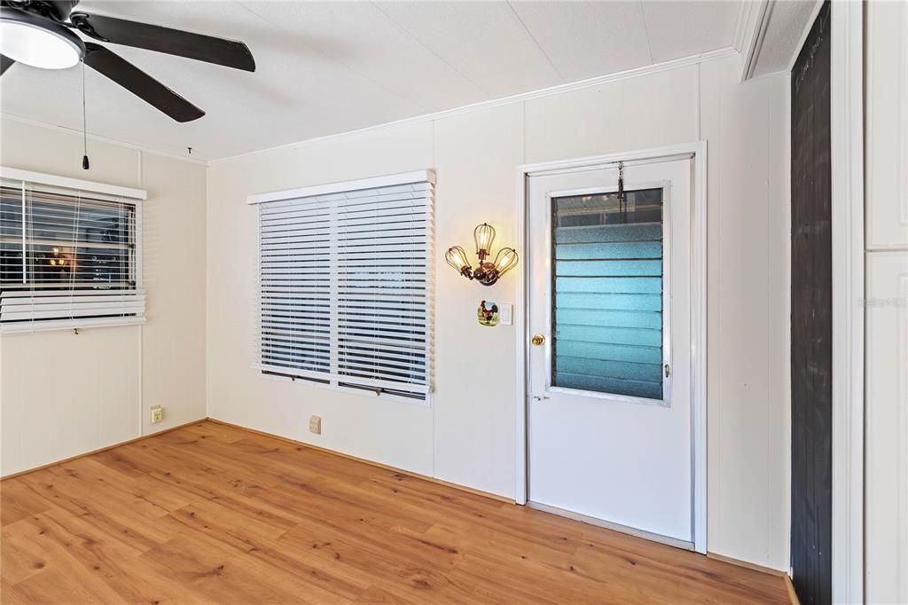 В аренду: $1,695 (2 спален, 2 ванн, 528 Квадратных фут)