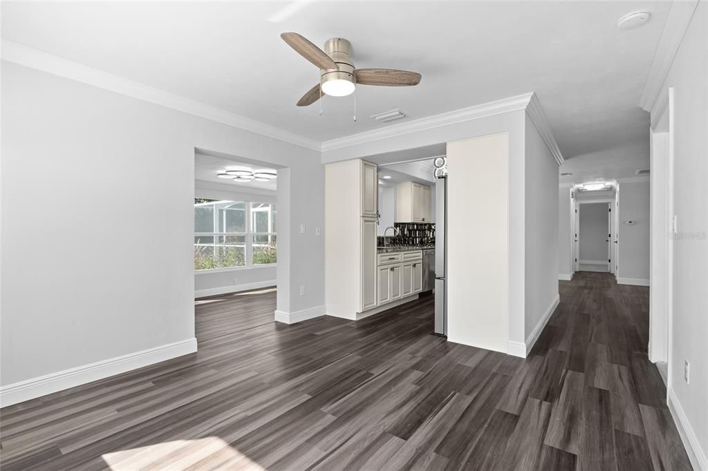 Active With Contract: $524,900 (2 beds, 2 baths, 1251 Square Feet)