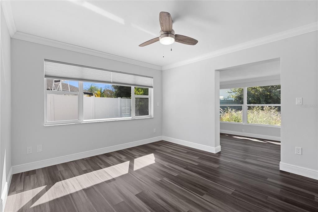 Active With Contract: $524,900 (2 beds, 2 baths, 1251 Square Feet)