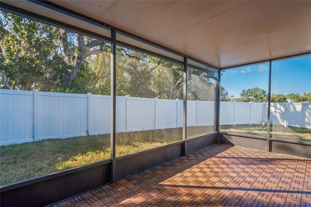 En Venta: $410,000 (3 camas, 2 baños, 2596 Pies cuadrados)