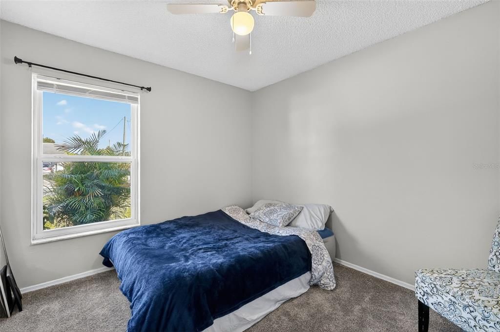 For Sale: $265,000 (3 beds, 2 baths, 1000 Square Feet)