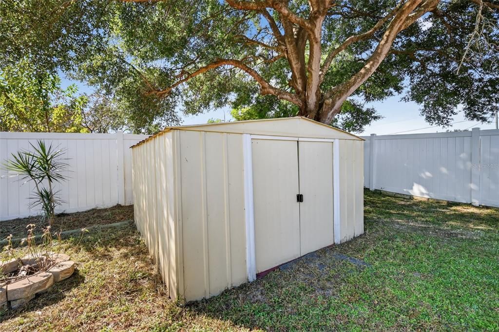 For Sale: $265,000 (3 beds, 2 baths, 1000 Square Feet)