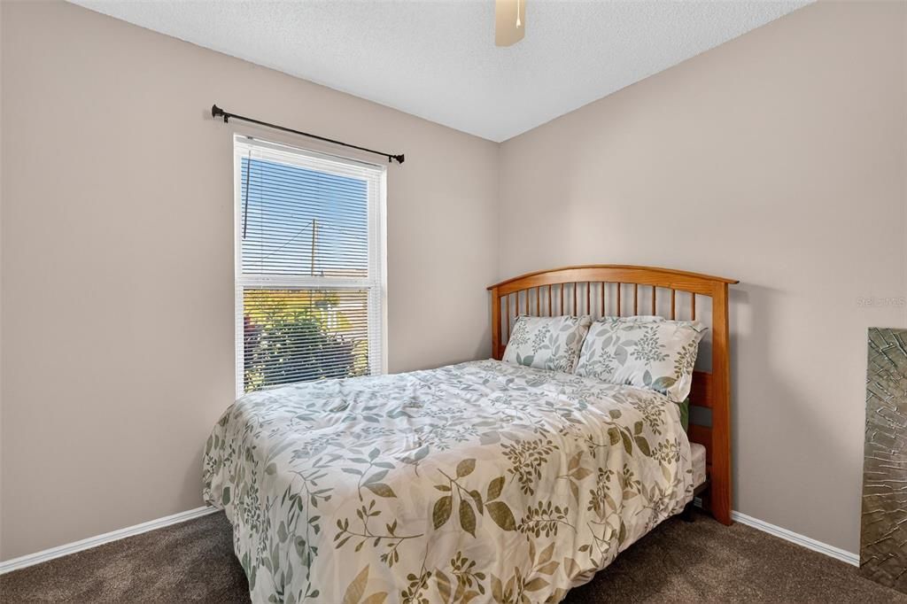 For Sale: $265,000 (3 beds, 2 baths, 1000 Square Feet)