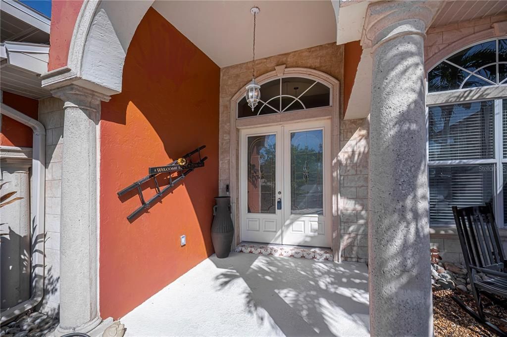 En Venta: $425,000 (3 camas, 2 baños, 2096 Pies cuadrados)