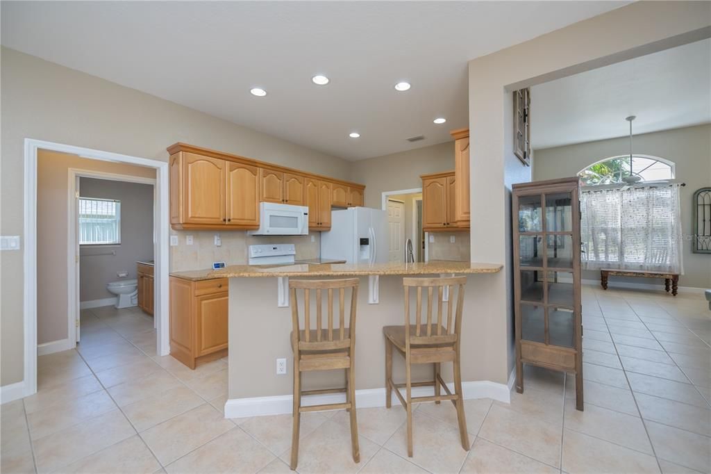 En Venta: $425,000 (3 camas, 2 baños, 2096 Pies cuadrados)