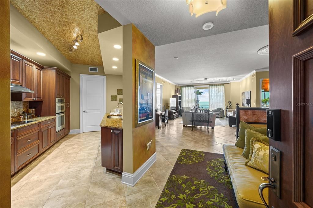 For Rent: $9,000 (2 beds, 2 baths, 1857 Square Feet)