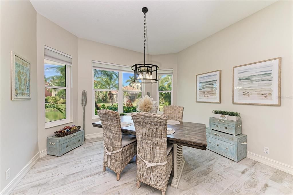 На продажу: $590,000 (3 спален, 2 ванн, 1754 Квадратных фут)