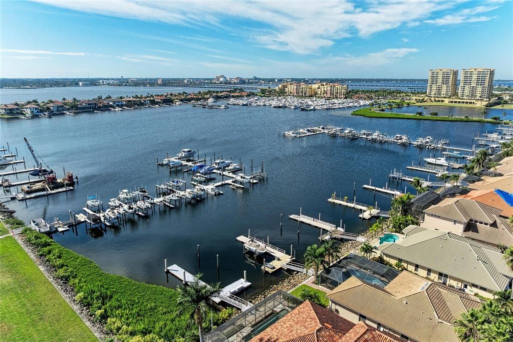 На продажу: $590,000 (3 спален, 2 ванн, 1754 Квадратных фут)