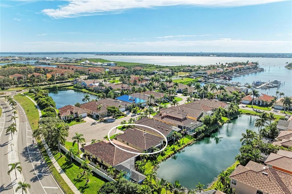 На продажу: $590,000 (3 спален, 2 ванн, 1754 Квадратных фут)