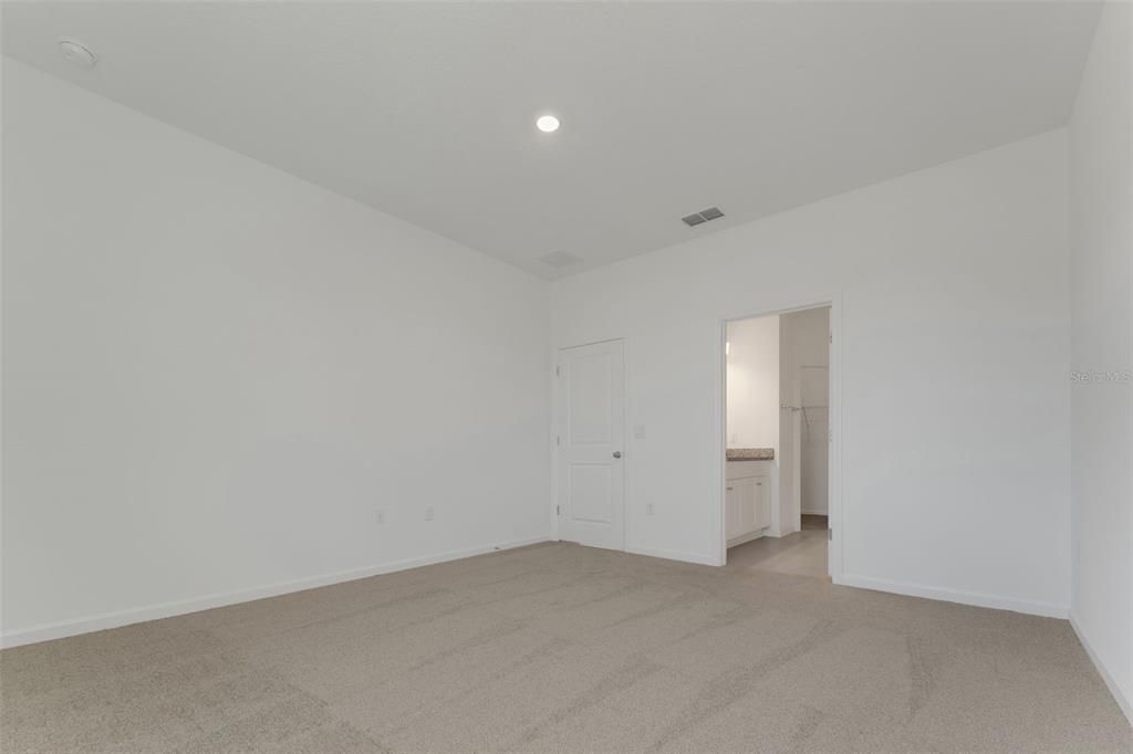 Active With Contract: $279,990 (4 beds, 2 baths, 1758 Square Feet)