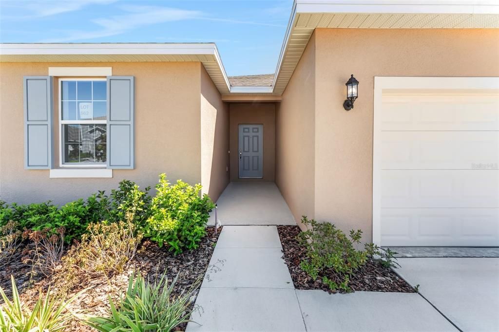 Active With Contract: $279,990 (4 beds, 2 baths, 1758 Square Feet)