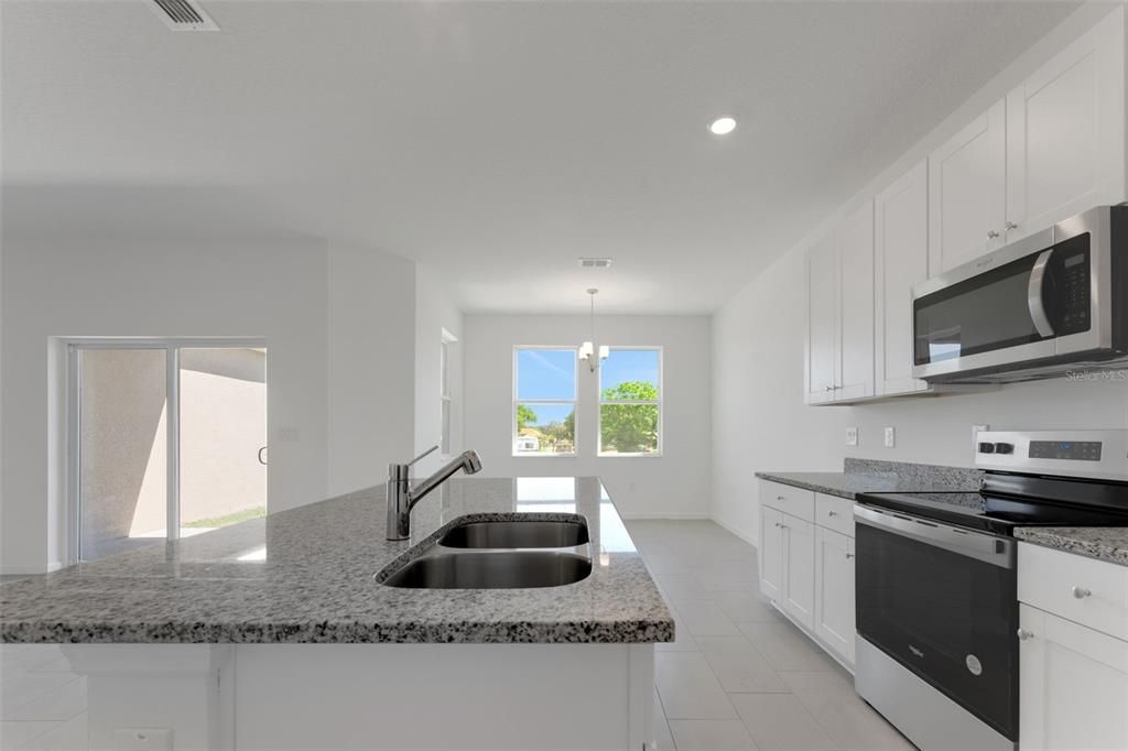 Active With Contract: $279,990 (4 beds, 2 baths, 1758 Square Feet)