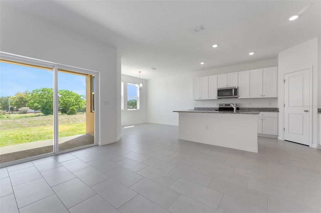 Active With Contract: $279,990 (4 beds, 2 baths, 1758 Square Feet)