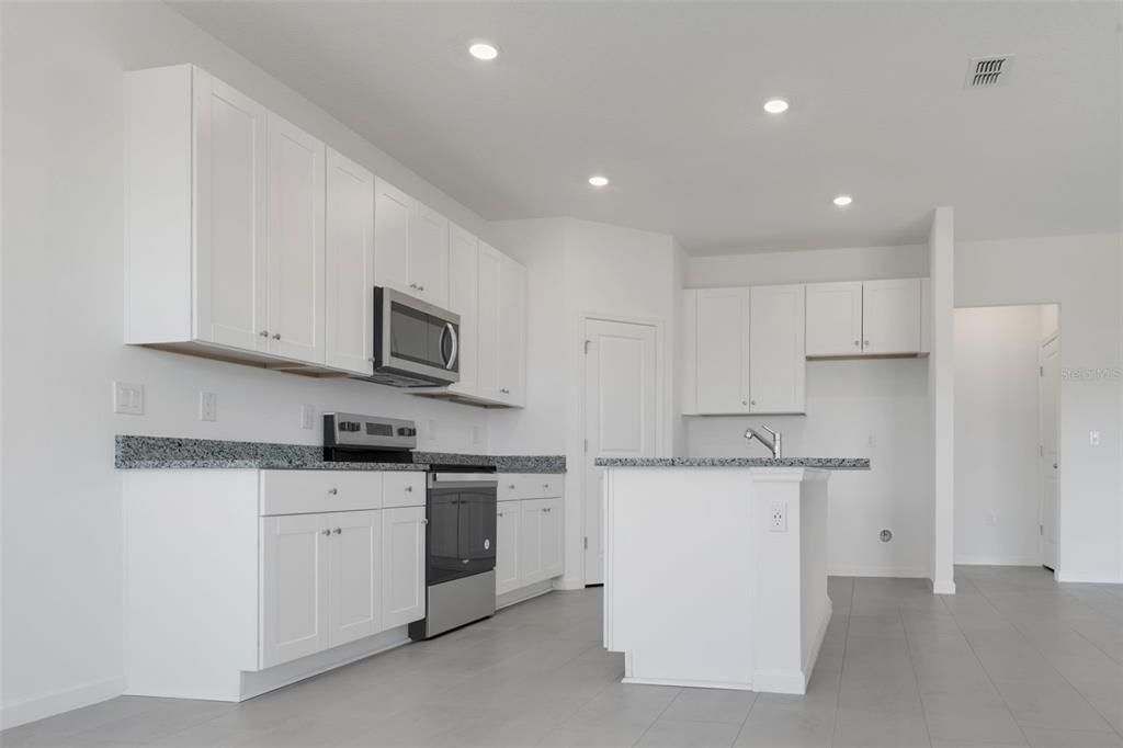 Active With Contract: $279,990 (4 beds, 2 baths, 1758 Square Feet)