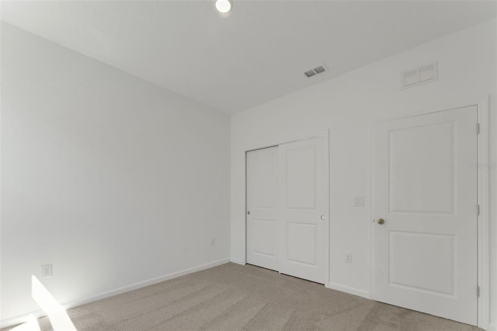 Active With Contract: $279,990 (4 beds, 2 baths, 1758 Square Feet)