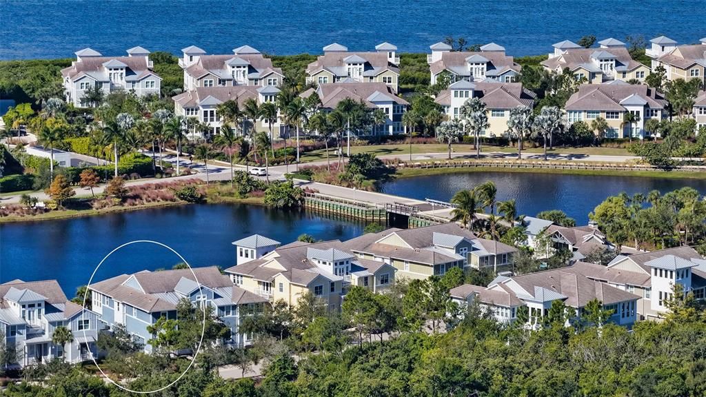 For Sale: $850,000 (3 beds, 3 baths, 1994 Square Feet)