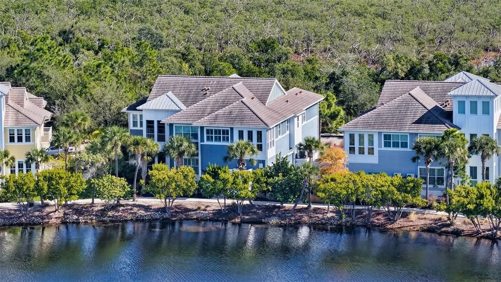 For Sale: $850,000 (3 beds, 3 baths, 1994 Square Feet)