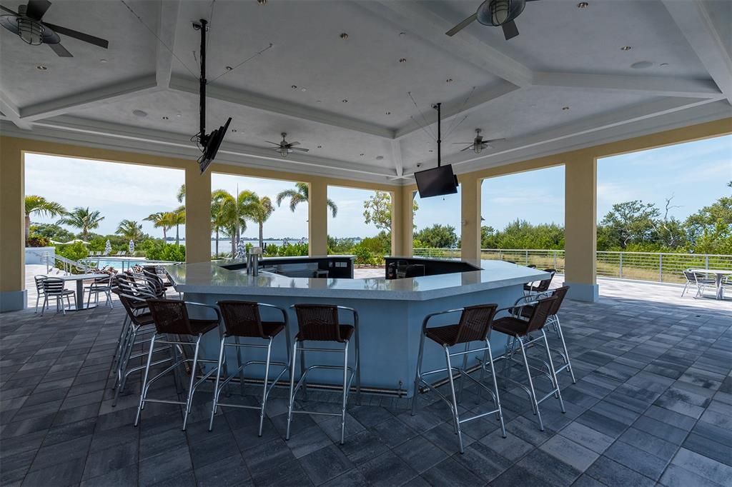 For Sale: $850,000 (3 beds, 3 baths, 1994 Square Feet)