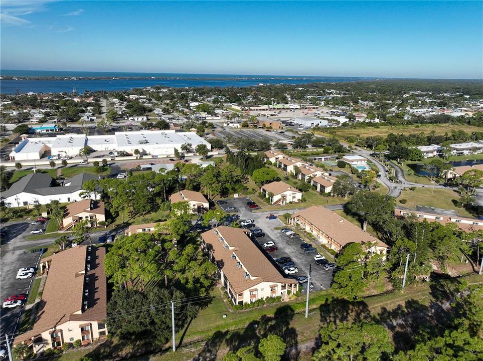 В аренду: $2,300 (1 спален, 1 ванн, 647 Квадратных фут)