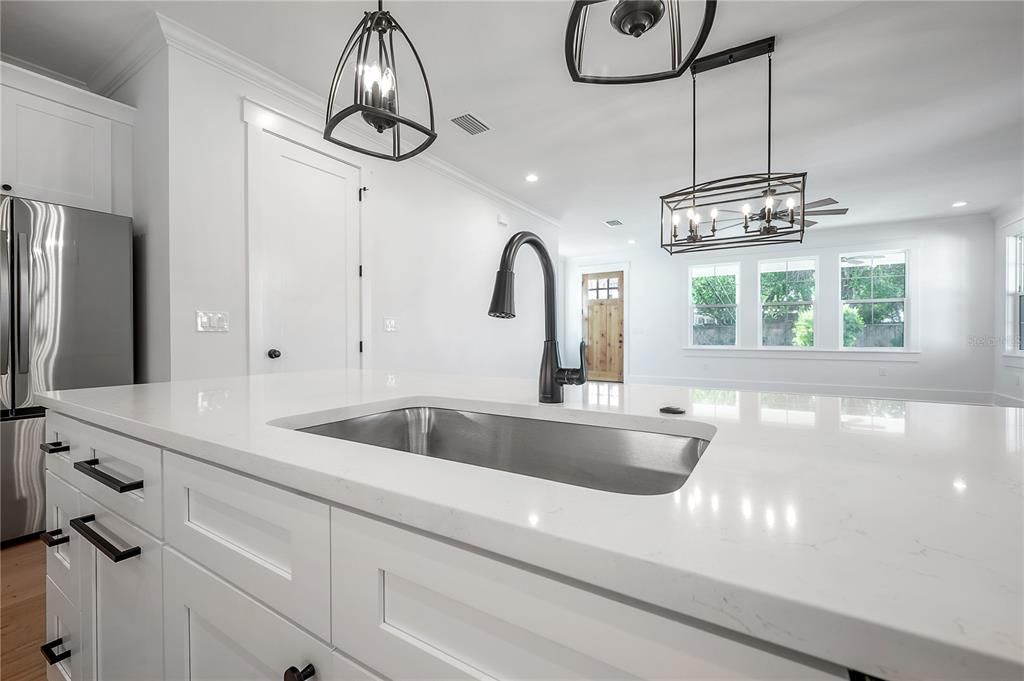 For Sale: $792,000 (4 beds, 3 baths, 2485 Square Feet)