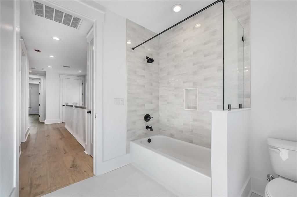 For Sale: $792,000 (4 beds, 3 baths, 2485 Square Feet)