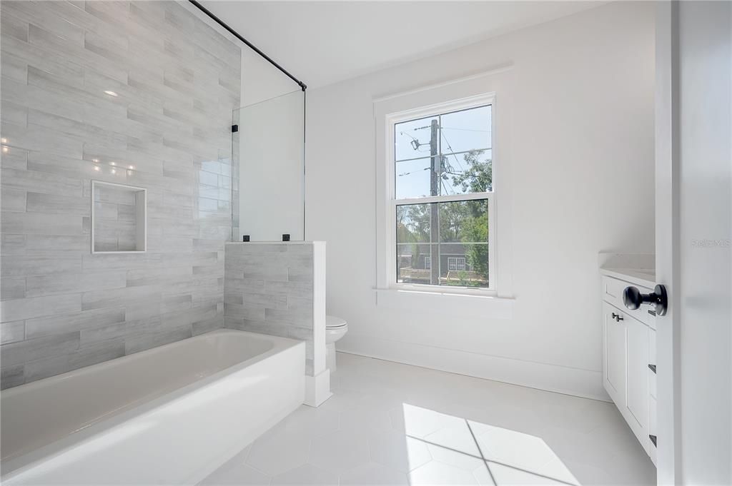 For Sale: $792,000 (4 beds, 3 baths, 2485 Square Feet)